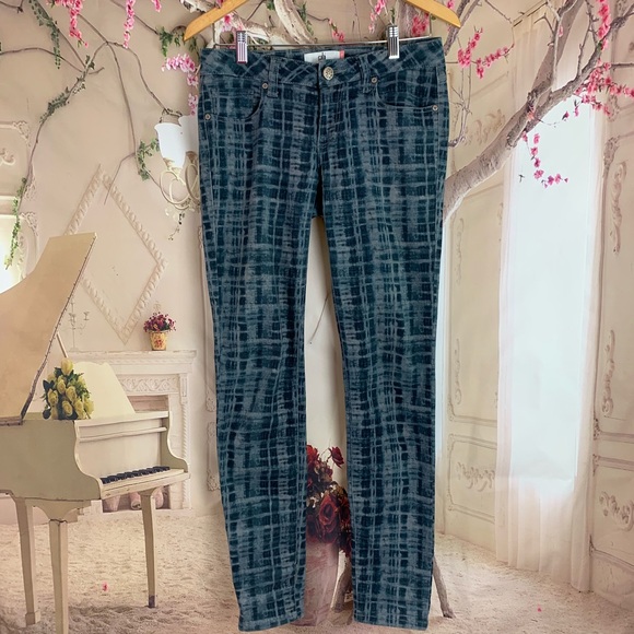 CAbi Skinny Ankle Grid Pants - Picture 2 of 9